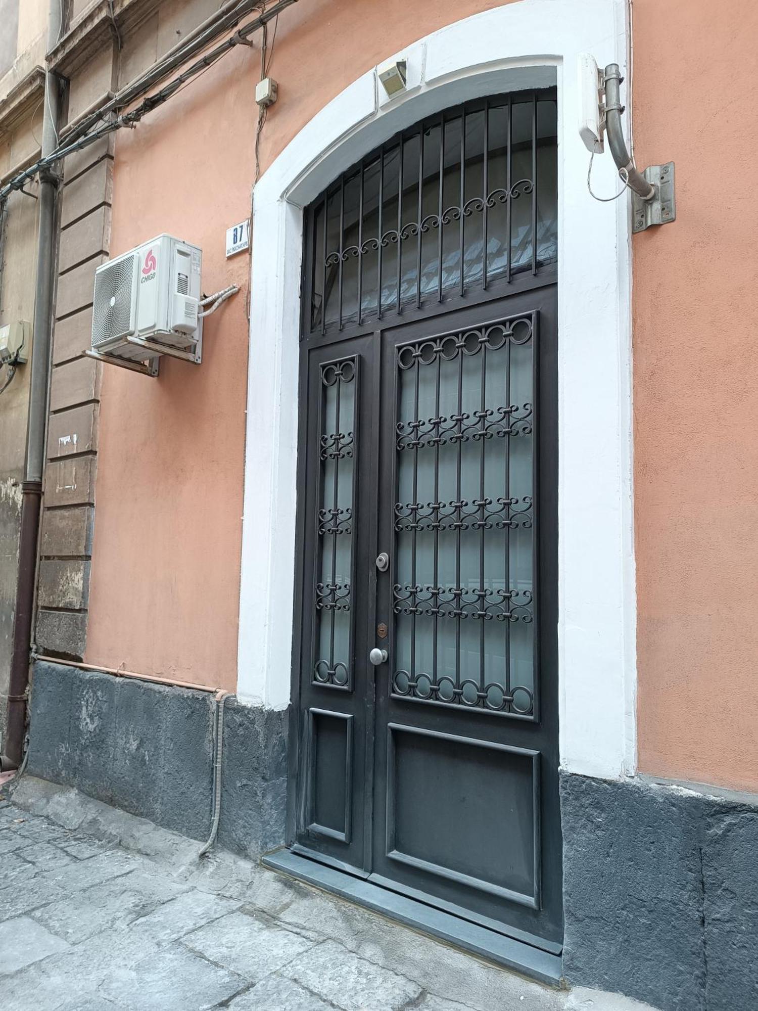 Central House Catania Ngoại thất bức ảnh